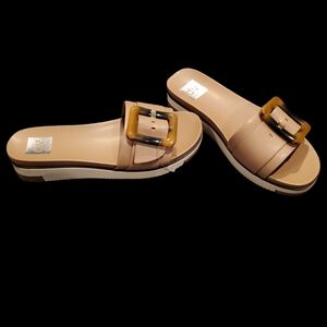 DV Dolce Vita Women's Size 8.5 Caster Sandals